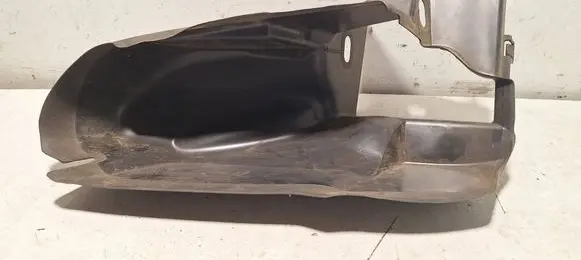 Audi A8 S8 D4 4H Intercooler air guide/duct channel 4H0121673J