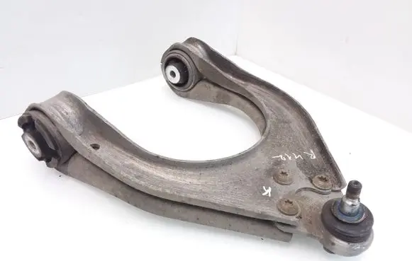 Mercedes-Benz E W211 Front lower control arm/wishbone A2113300338 211331008