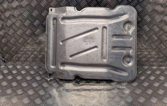 Skoda Octavia Mk4 Engine splash shield/under tray 5Q0825230K