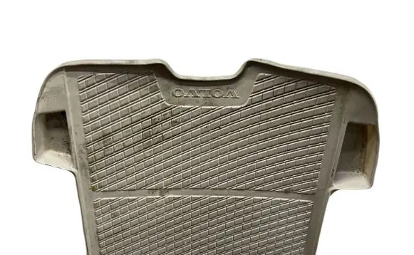 Trunk/boot mat liner