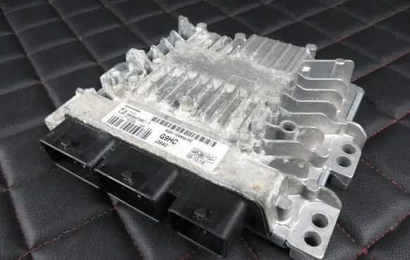 Ford Galaxy Engine control unit/module 8G9112A650HC 5WS40758CT