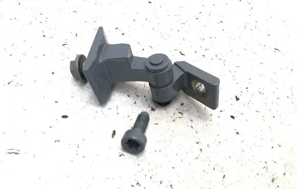 BMW 3 G20 G21 Front door lower hinge