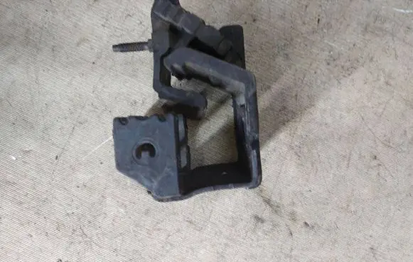 Muffler mount bracket/holder