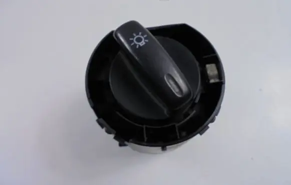 Volkswagen PASSAT B6 Light switch