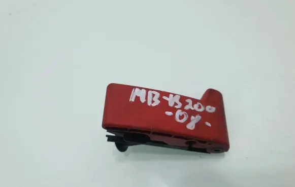 Mercedes-Benz B W245 Engine bonnet (hood) release handle 8800320
