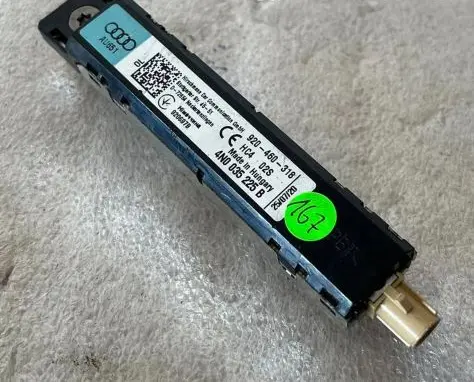 Audi A8 S8 D5 Aerial antenna amplifier 4N0035225B