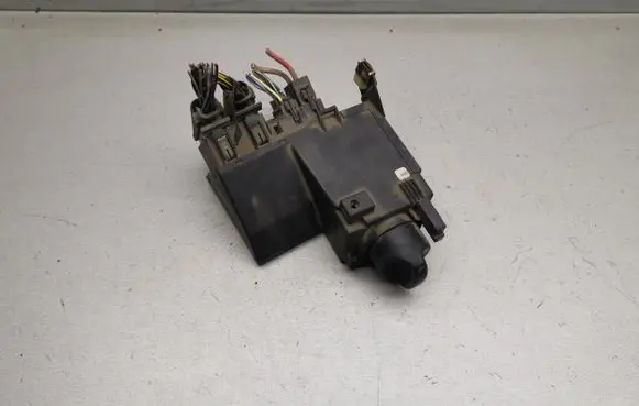 Mercedes-Benz E W210 Light switch 2105450104