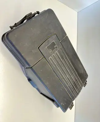 Volkswagen Tiguan Battery box tray cover/lid 1K0915443A