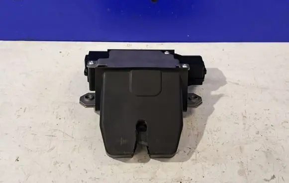 Volvo V50 Tailgate/trunk/boot lock/catch/latch 4N51A442A66AN 31335047