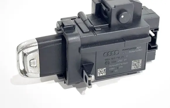 Audi A4 S4 B8 8K Ignition lock 8K0909131C