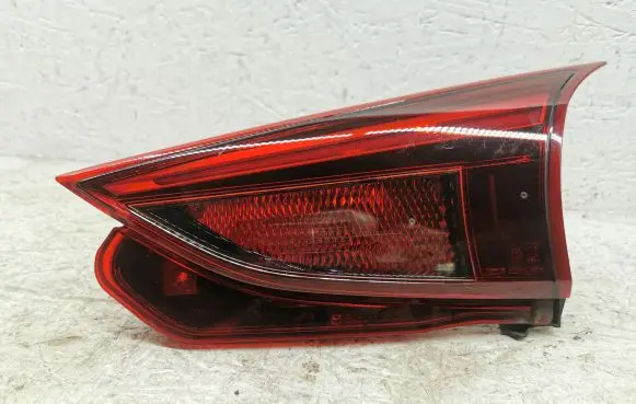 Mazda 3 III Rear/tail lights B45C513F0