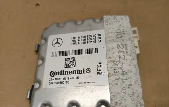 Mercedes-Benz E W212 Windshield/windscreen camera A0009050038 A0009054900