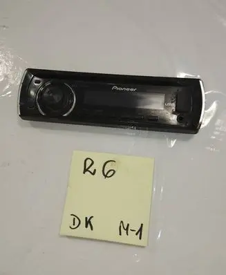 Volkswagen Golf IV Radio/GPS head unit trim 65654545