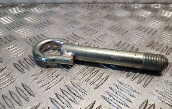 Toyota Auris E180 Towing hook eye 
