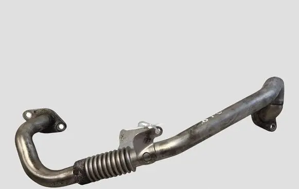 Skoda Yeti (5L) EGR valve line/pipe/hose 03L131521V131
