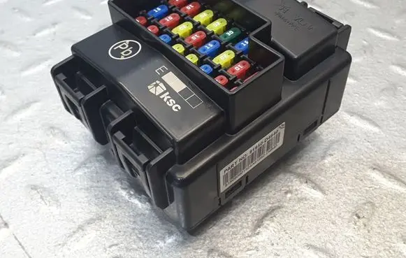 KIA Optima Fuse module 91950D4640