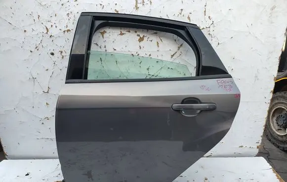 Ford Focus Rear door 