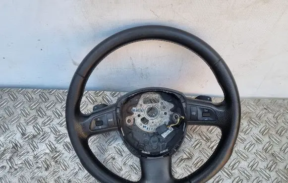 Audi Q7 4L Steering wheel 4F0419091DG 61714000E 4F0124A