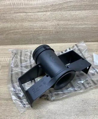 Volkswagen PASSAT B5.5 Air filter box cover 1K0605962