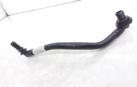 BMW 3 F30 F35 F31 Vacuum line/pipe/hose 7613026