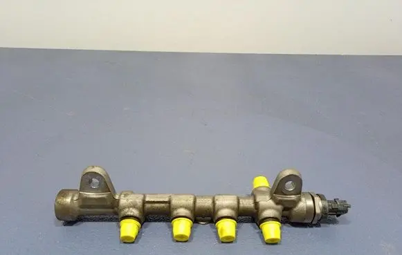Opel Insignia A Fuel main line pipe 55576177