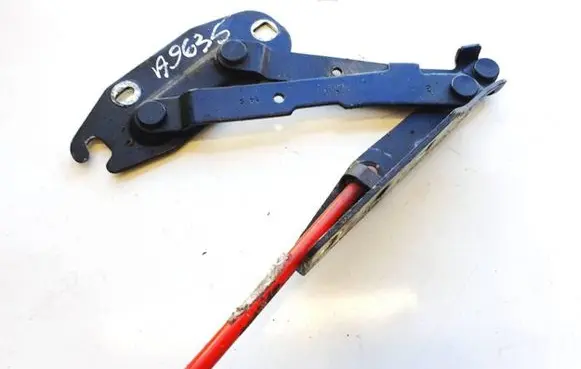 Peugeot 806 Engine bonnet/hood hinges