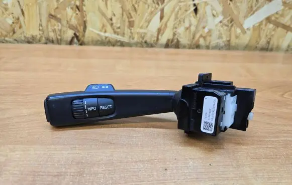 Volvo XC60 Indicator stalk 31264162 09AJ018022BBACH