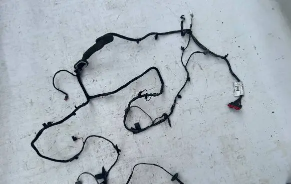 Ford Focus Tailgate/trunk wiring harness BV6T17N400BHE