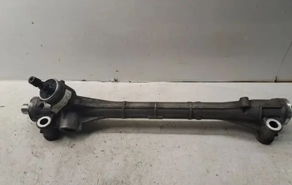Toyota Avensis T270 Steering rack 4551005080