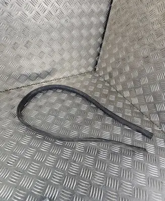 Volkswagen PASSAT B8 Engine compartment rubber 3g0823723