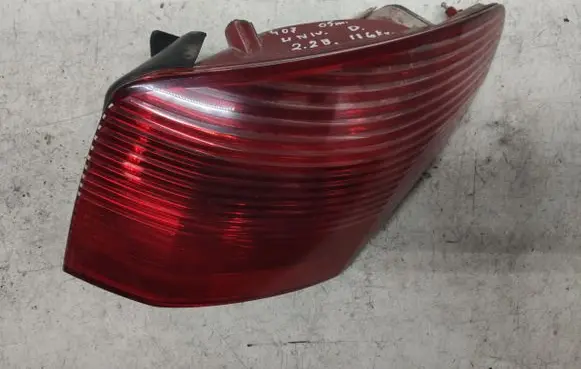 Peugeot 407 Rear/tail lights