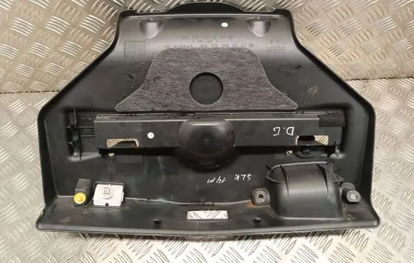 Mercedes-Benz SLK R172 Tailgate trim A1726900241 1726900241