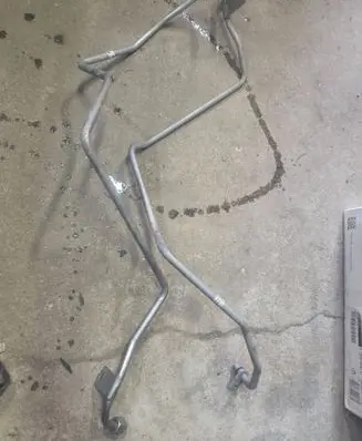 Porsche Macan (95B) Oil cooling pipe 95B317817D 95B317818D
