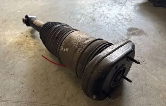 BMW 6 G32 Gran Turismo Shock absorber/damper/air suspension 8149030 7568729