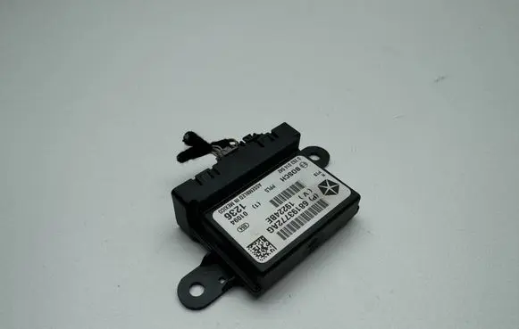 Chrysler Pacifica Parking PDC control unit/module 68193772AG 0263014042 19224BE