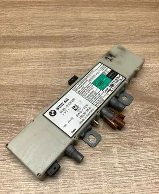 BMW 5 E39 Antenna control unit 6906080 940168