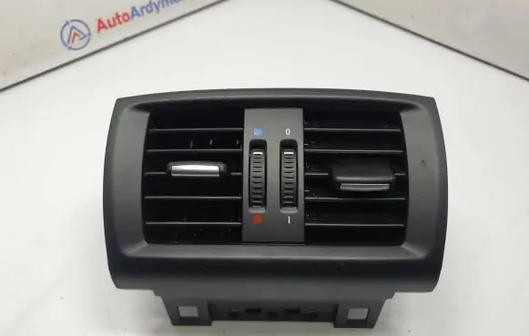BMW X3 F25 Rear air vent grill 9200888 64229200888