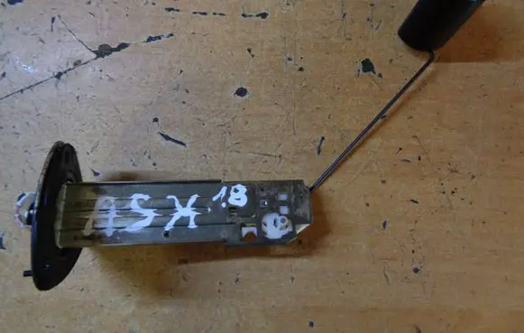 Mitsubishi ASX Fuel level sensor 
