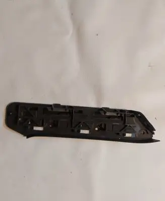 Volkswagen Touran I Front bumper mounting bracket 1T0807936