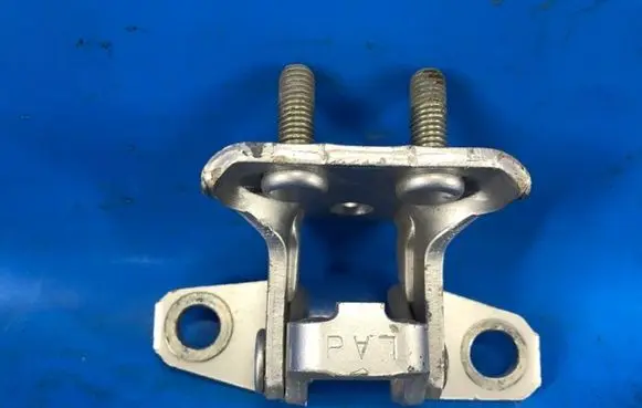 Mitsubishi Outlander Front door hinge set 5732A007