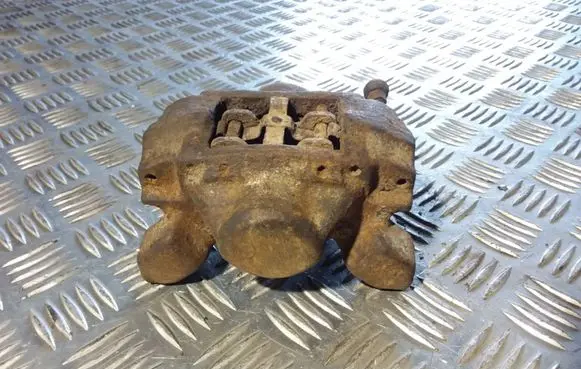 Opel Vectra B Rear brake caliper
