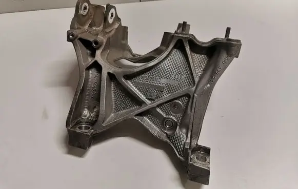 Audi A4 S4 B9 Engine mounting bracket 8W0399295E