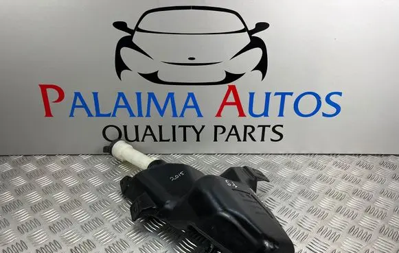 Opel Zafira C Windshield washer fluid reservoir/tank 13260579