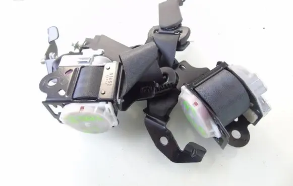 Honda Jazz Rear seatbelt