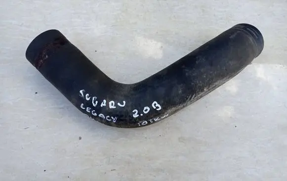 Subaru Legacy Engine coolant pipe/hose