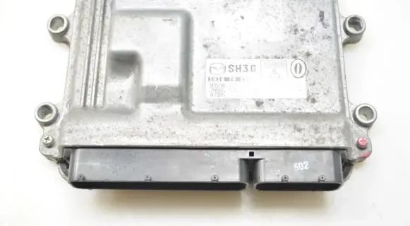 Mazda CX-5 Engine control unit/module SH3G18881C