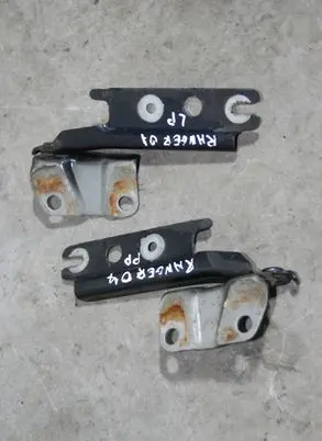 Ford Ranger Engine bonnet/hood hinges