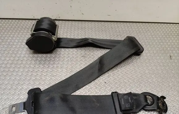 Renault Master III Front seatbelt A508741 E3428