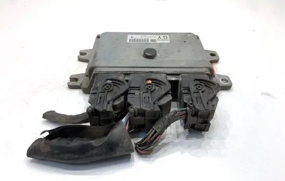 Nissan Versa Engine control unit/module ECU MEC900981
