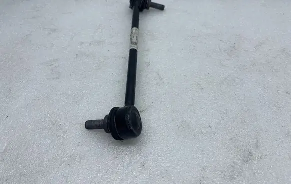 Tesla Model Y Front anti-roll bar/stabilizer link 118839600B